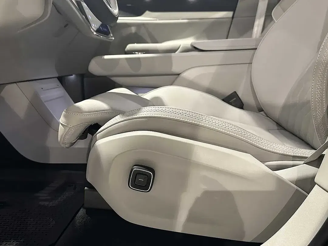 Volvo EX90 Twin Motor - Thumbnail 8