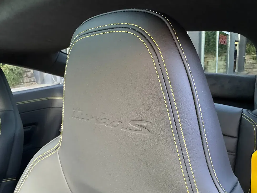 Porsche 992 Sport Design Turbo S - Thumbnail 17