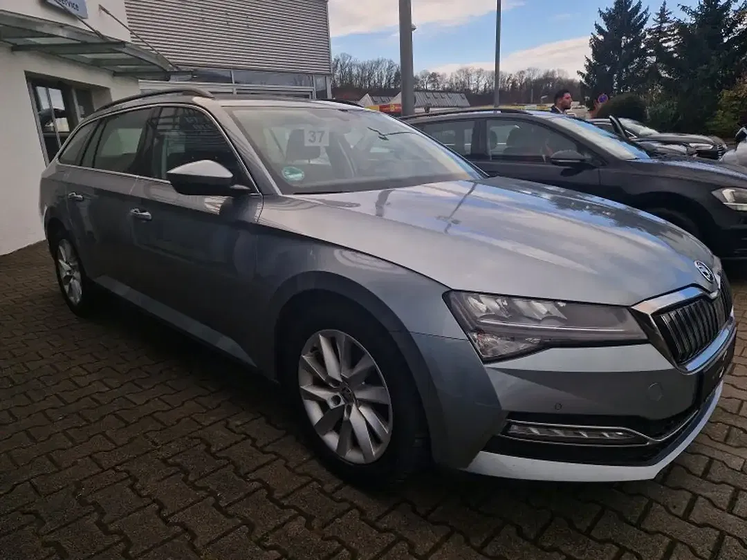 Skoda Superb 1.4 TSI iV DSG Combi Ambition - Thumbnail 3