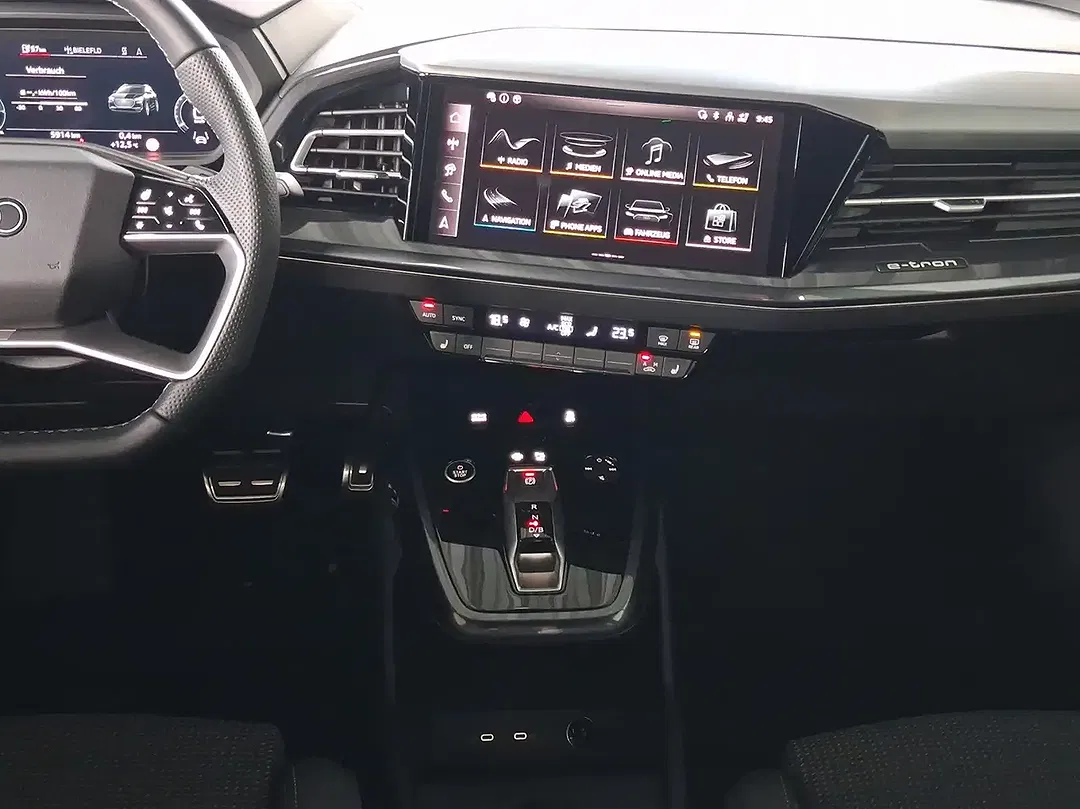 Audi Q4 e-tron 40 Matrix LED S line - Thumbnail 11
