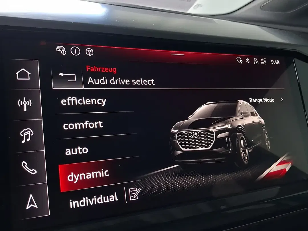 Audi Q4 e-tron 40 Matrix LED S line - Thumbnail 13