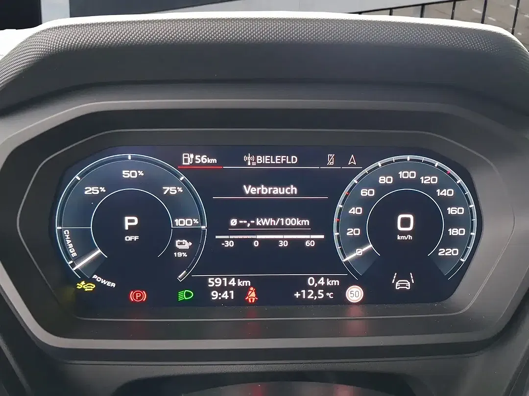Audi Q4 e-tron 40 Matrix LED S line - Thumbnail 9