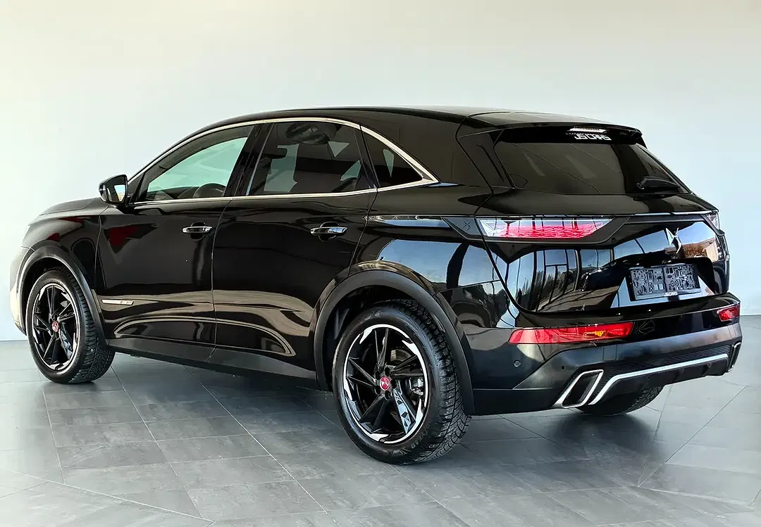 DS Automobiles DS 7 Crossback - Thumbnail 9