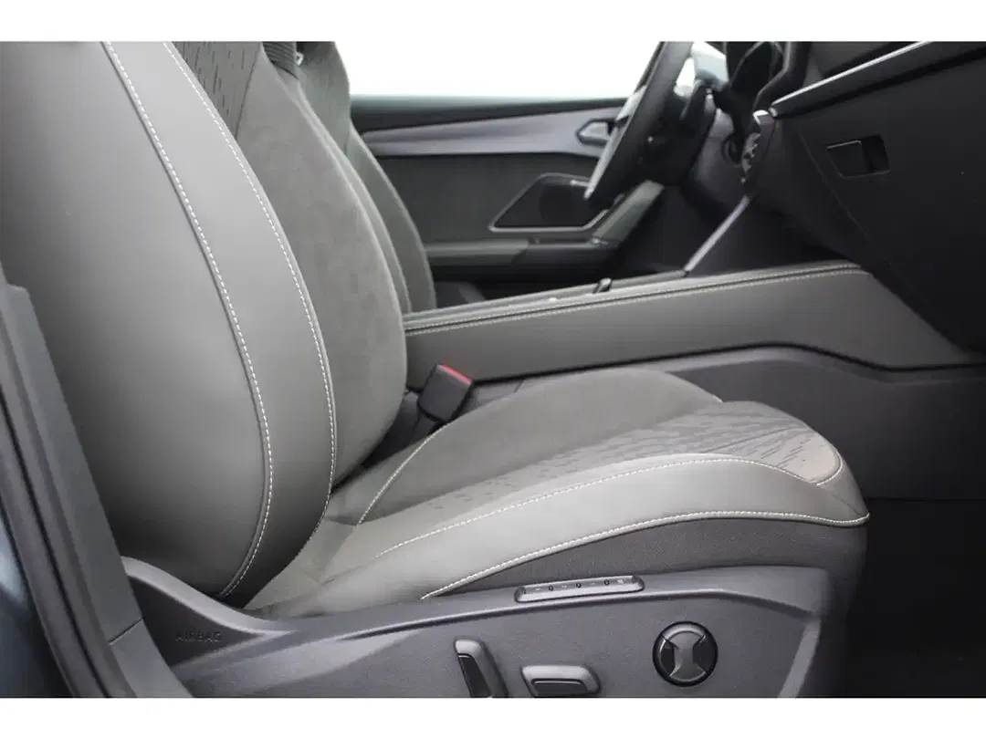 CUPRA Leon 2.0 TSI DSG 4Drive VZ Sportstourer Tribe Edition - Thumbnail 12
