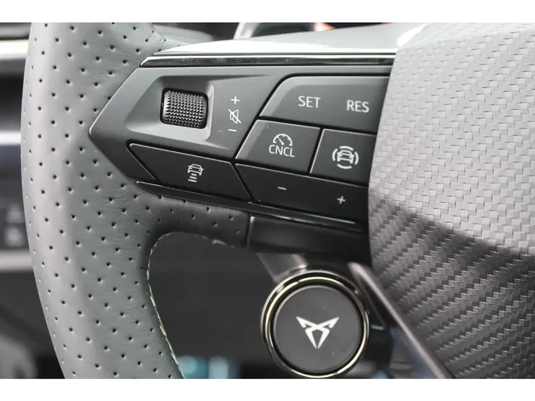 CUPRA Leon 2.0 TSI DSG 4Drive VZ Sportstourer Tribe Edition - Thumbnail 7