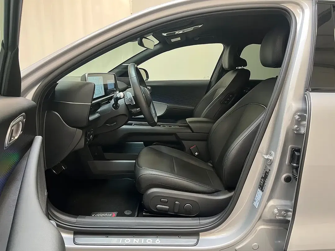 Hyundai IONIQ 6 - Thumbnail 7
