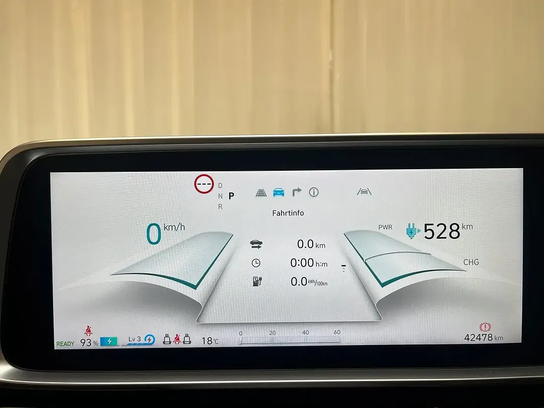 Hyundai IONIQ 6 - Thumbnail 8