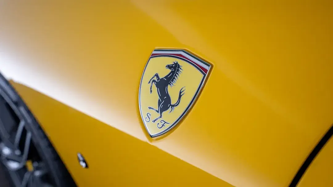 Ferrari Roma Spider - Thumbnail 4