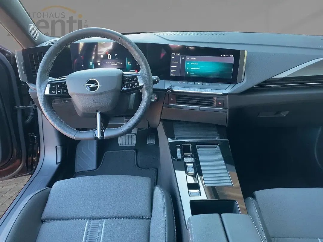 Opel Astra GS - Thumbnail 3