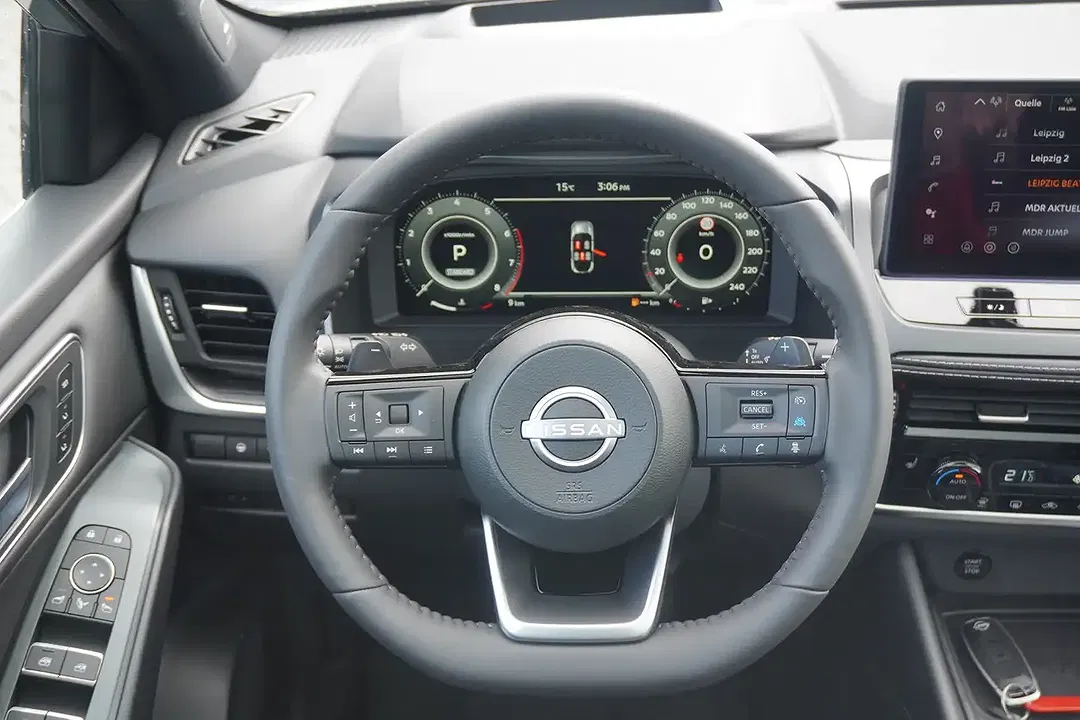Nissan Qashqai 1.3 DIG-T AUT Tekna - Thumbnail 10