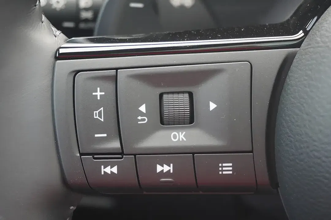 Nissan Qashqai 1.3 DIG-T AUT Tekna - Thumbnail 11