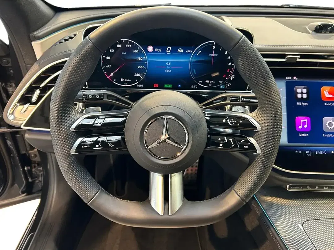 Mercedes-Benz E 300 4MATIC AMG MBUX Burmester - Thumbnail 14