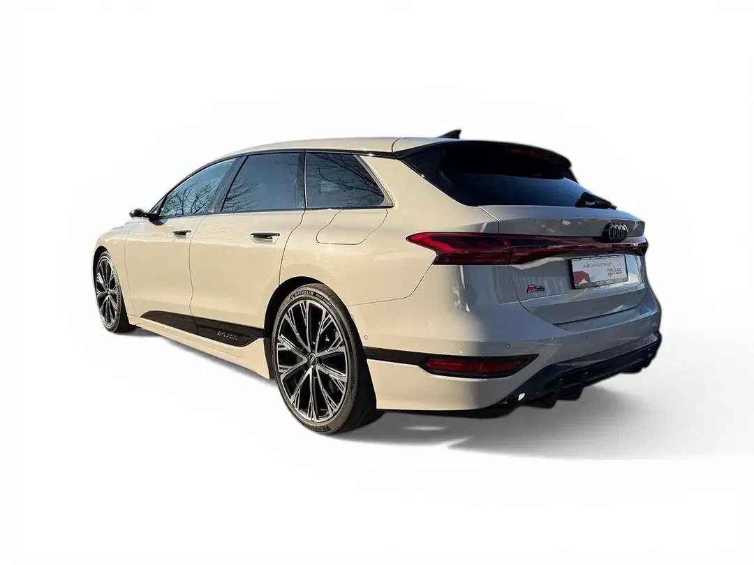 Audi S6 e-tron Avant - Thumbnail 4