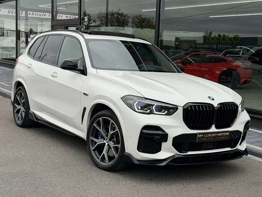 BMW X5 3.0 xDrive M - Thumbnail 3