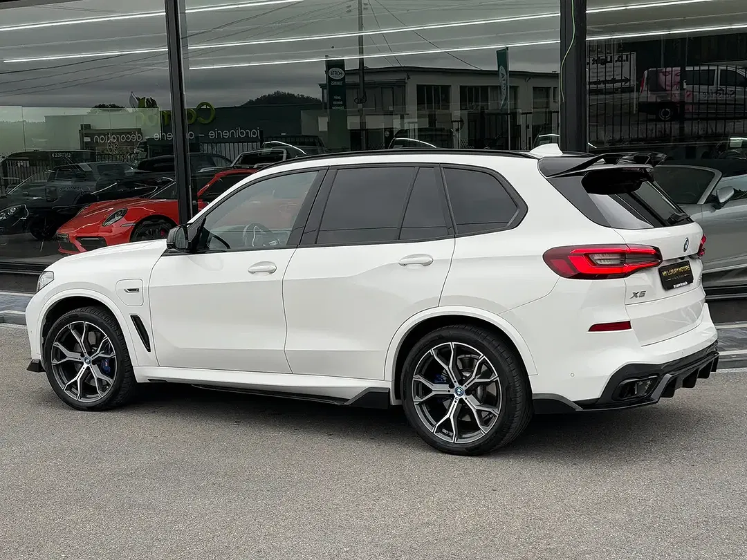 BMW X5 3.0 xDrive M - Thumbnail 4