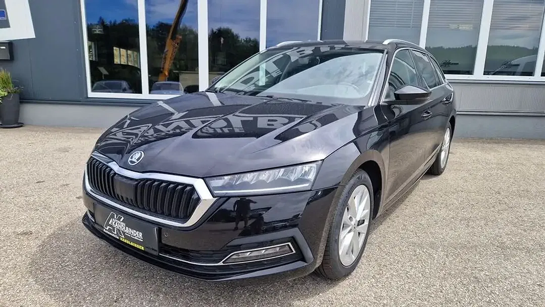 Skoda Octavia 2.0 TDI DSG Combi Premium - Thumbnail 1