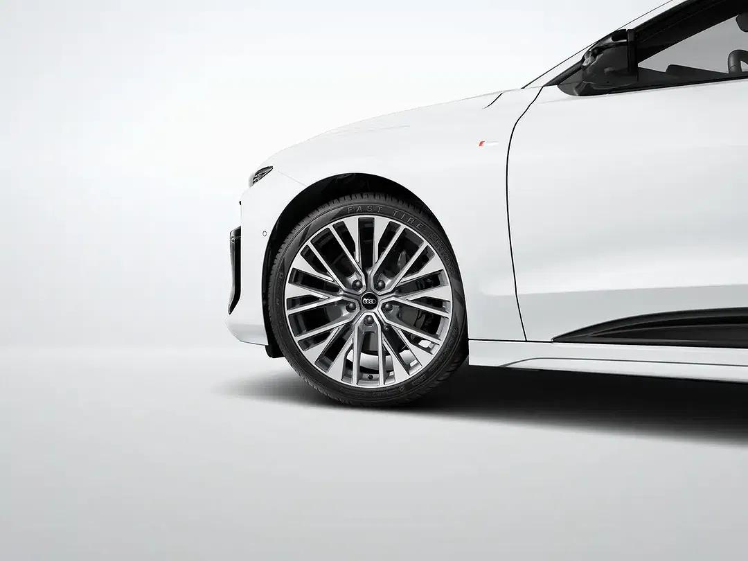 Audi A6 e-tron performance Avant S line - Thumbnail 6