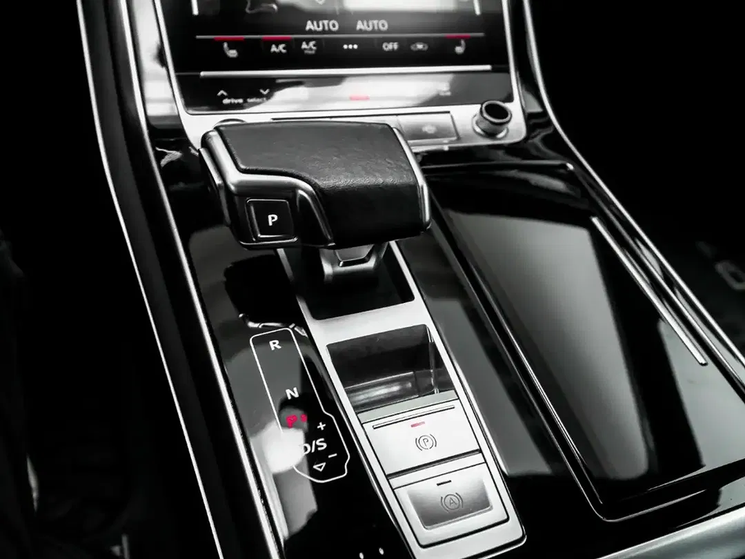 Audi Q7 55 TFSI quattro S line - Thumbnail 13