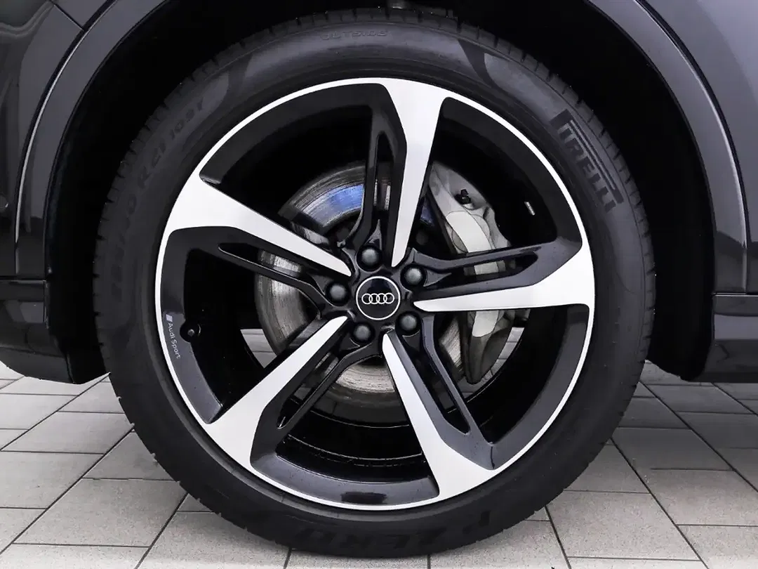 Audi Q7 55 TFSI quattro S line - foto 2