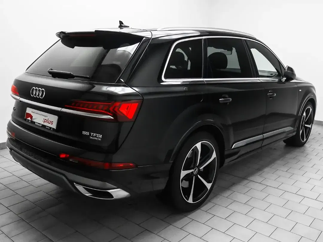 Audi Q7 55 TFSI quattro S line - Thumbnail 4