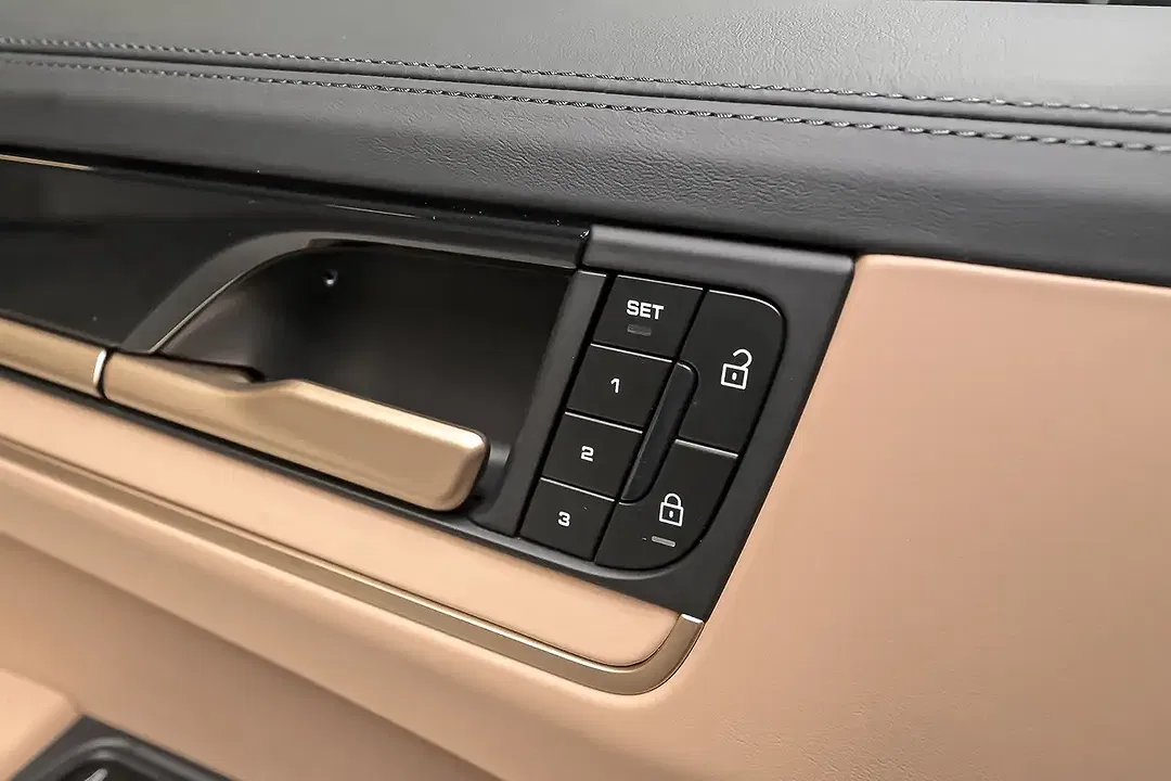 Porsche Cayenne 3.0 V6 E-Hybrid Turbo - Thumbnail 20