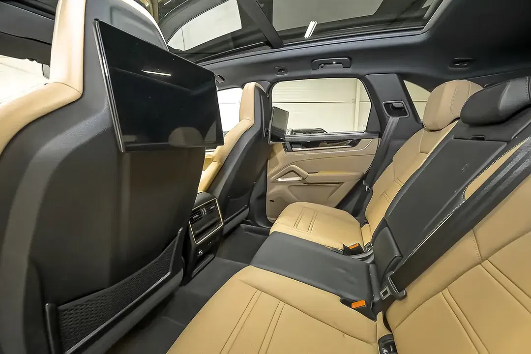 Porsche Cayenne 3.0 V6 E-Hybrid Turbo - foto 24