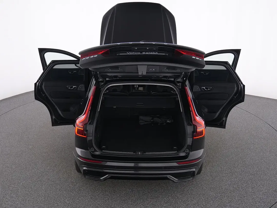 Volvo XC60 B5 AWD Ultra Dark - Thumbnail 13