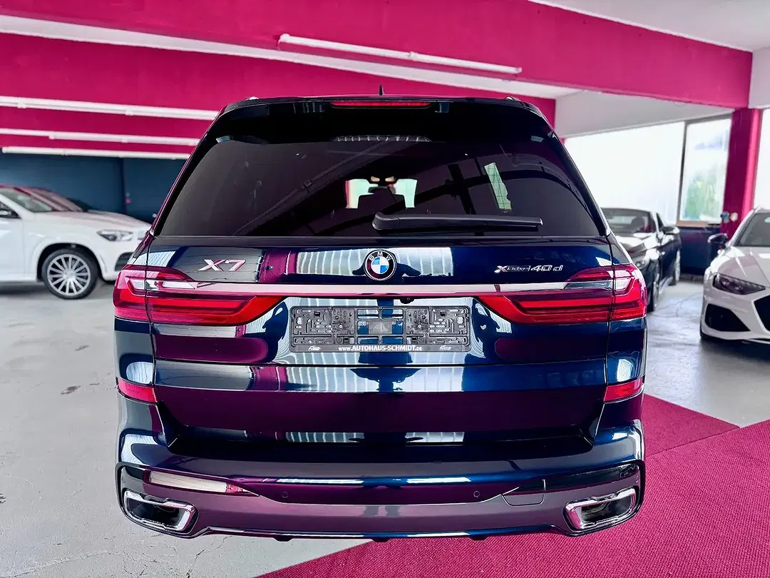 BMW X7 M Sport - Thumbnail 4