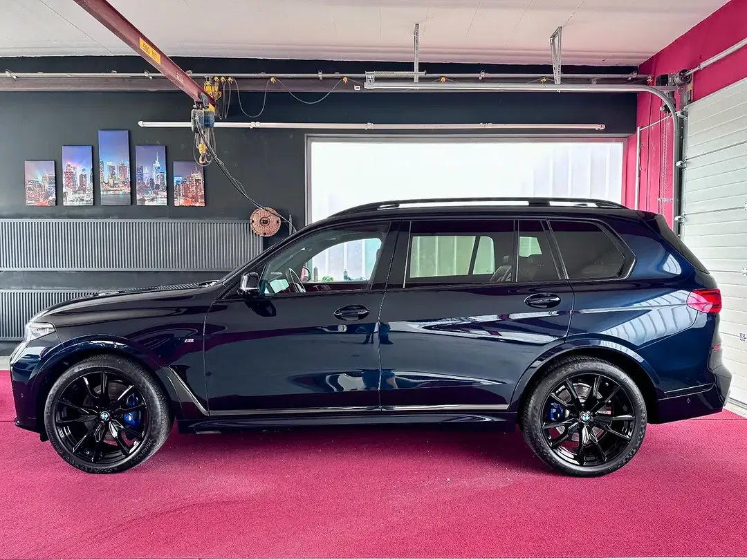 BMW X7 M Sport - Thumbnail 5
