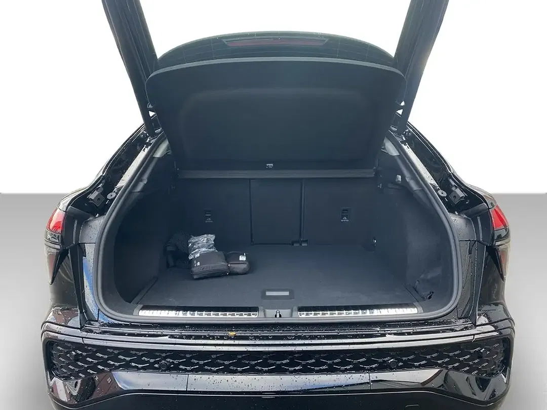 Audi Q3 TFSI S tronic Matrix LED Sportback S line - Thumbnail 8