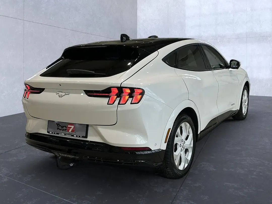 Ford Mustang 4x4 - Thumbnail 4