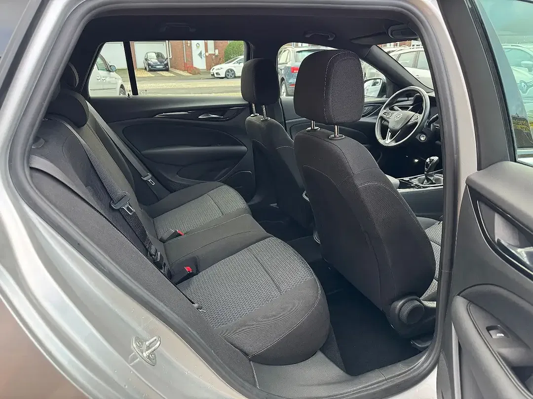 Opel Insignia Elegance - Thumbnail 10