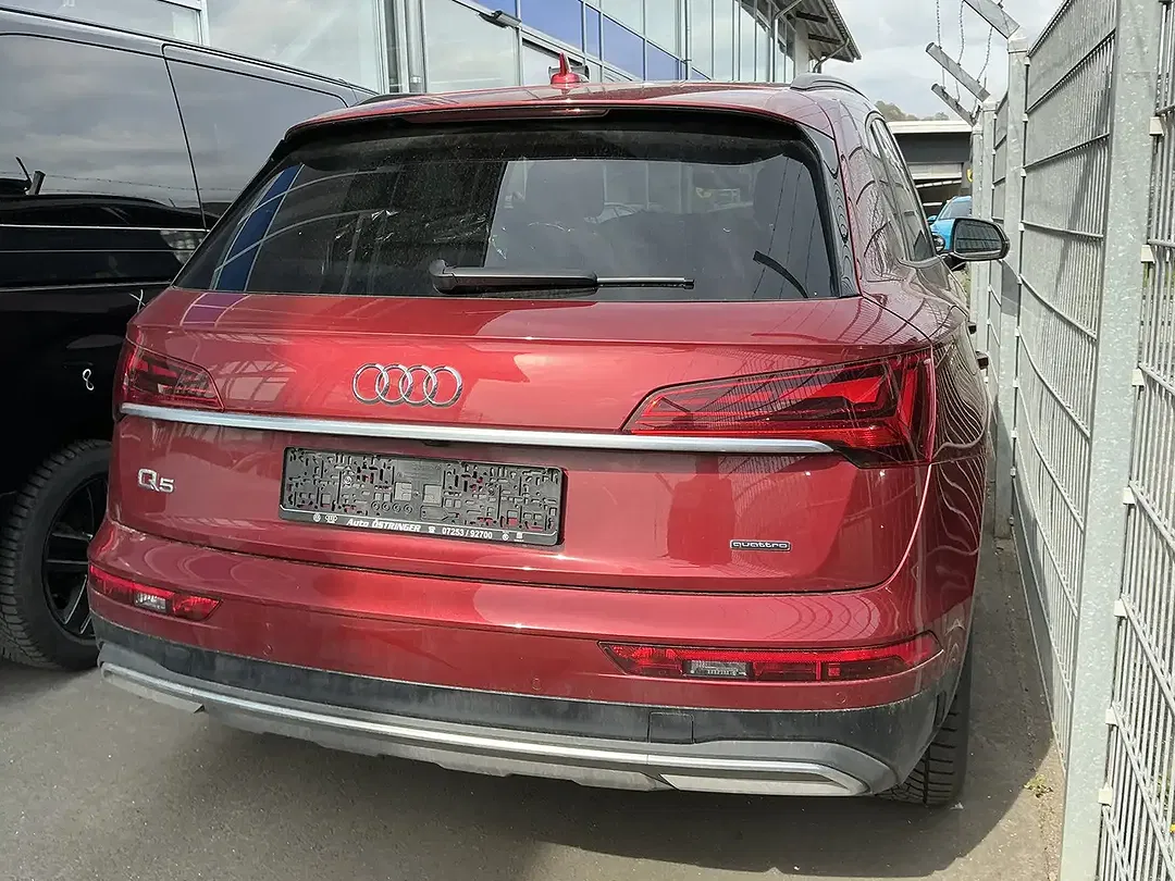 Audi Q5 50 TFSI e quattro - foto 2