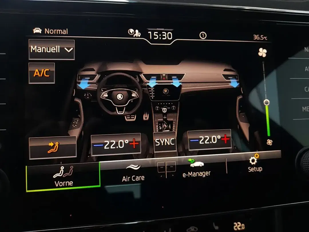 Skoda Superb PHEV DSG Sportline - Thumbnail 6