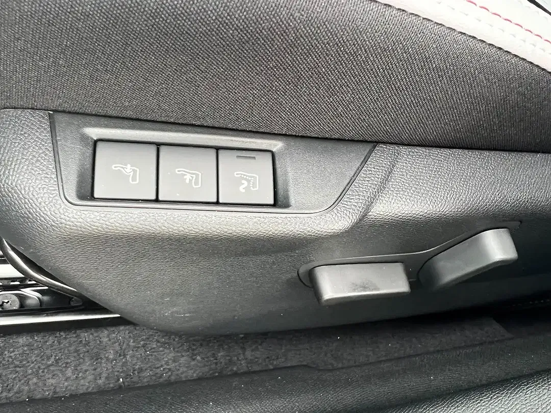 Citroen C4 Hybrid Max - Thumbnail 10