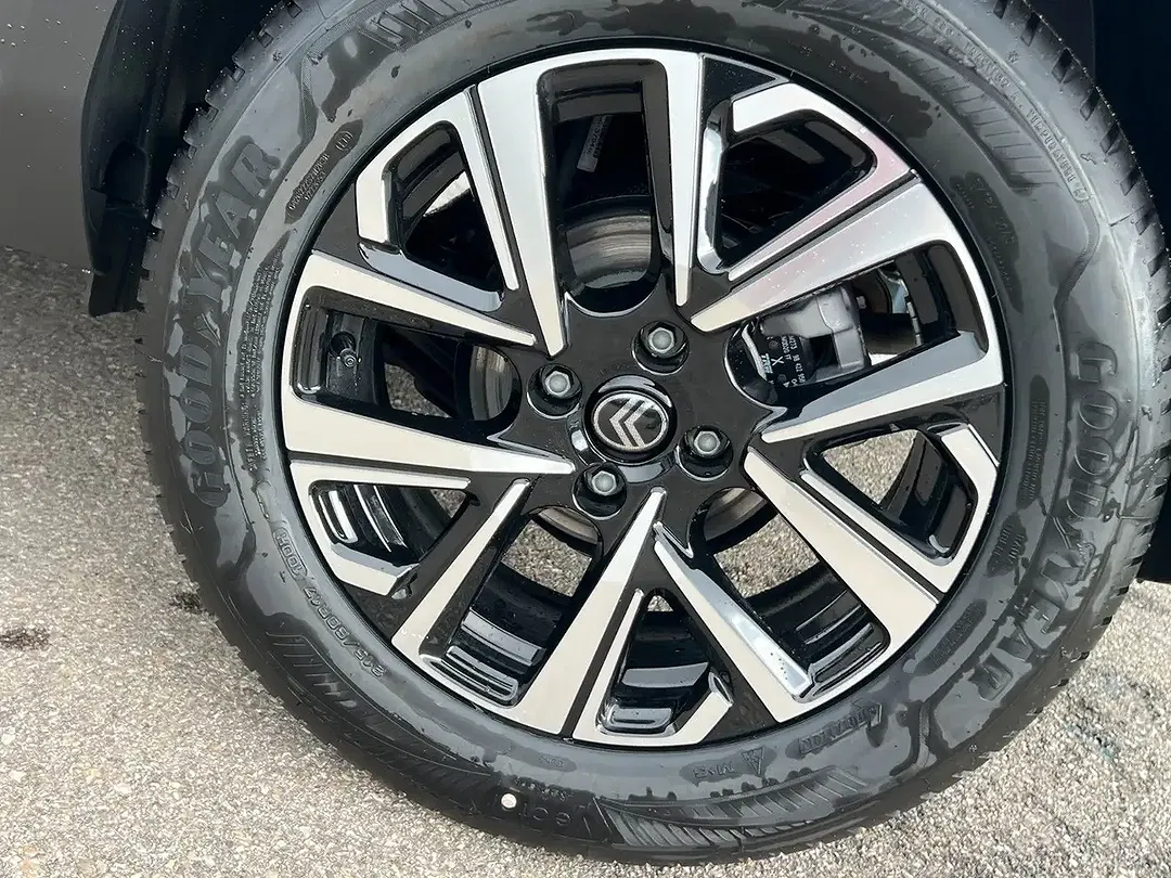 Citroen C4 Hybrid Max - Thumbnail 4