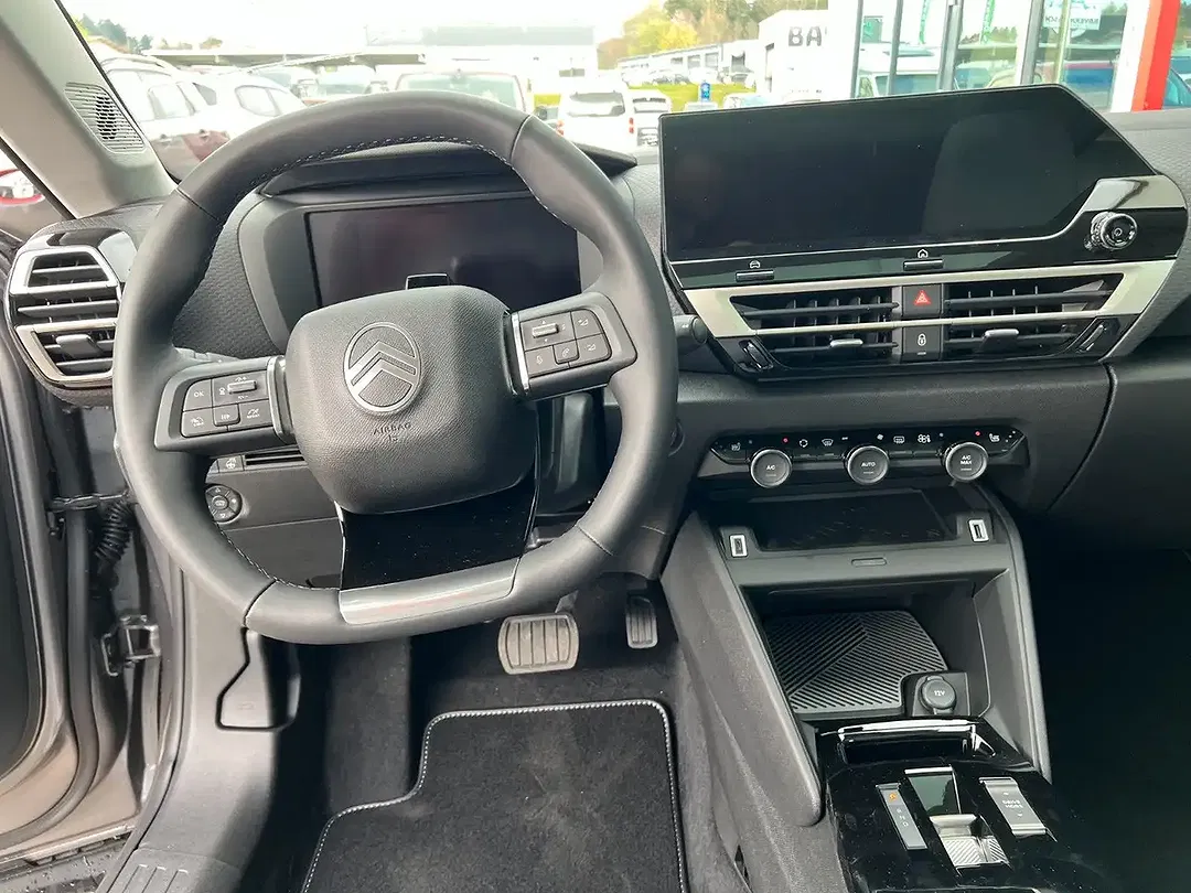 Citroen C4 Hybrid Max - Thumbnail 8