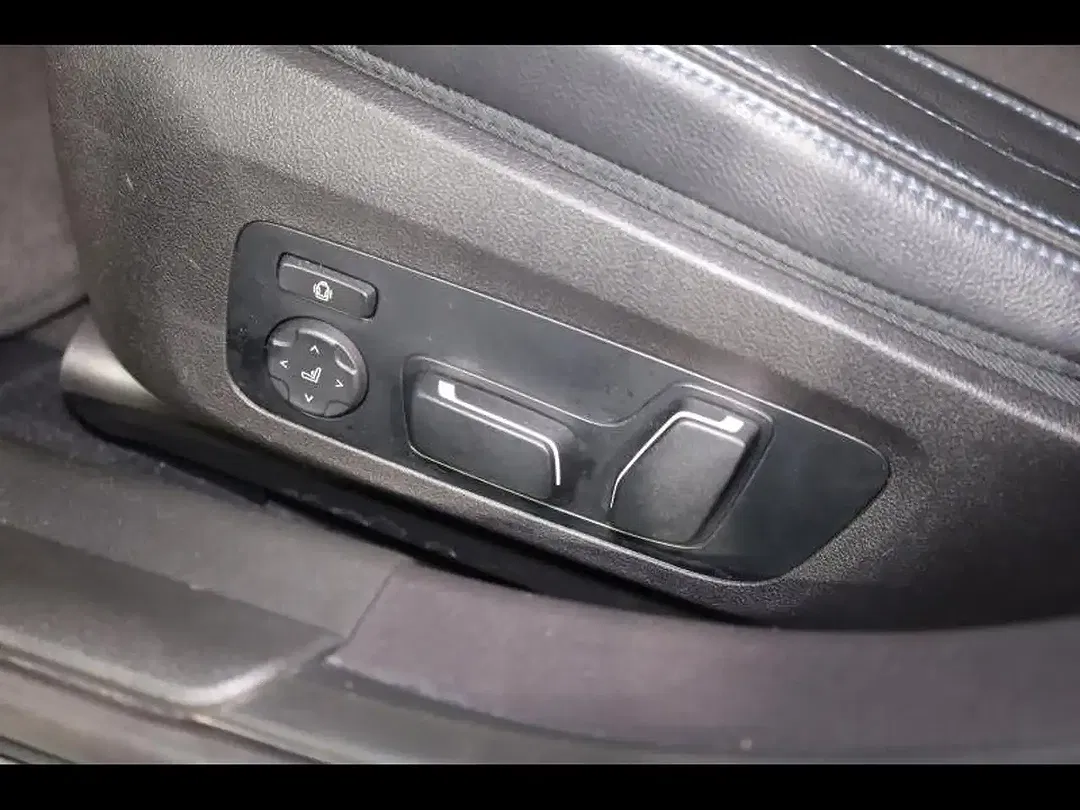 BMW 330 M Sport - Thumbnail 19