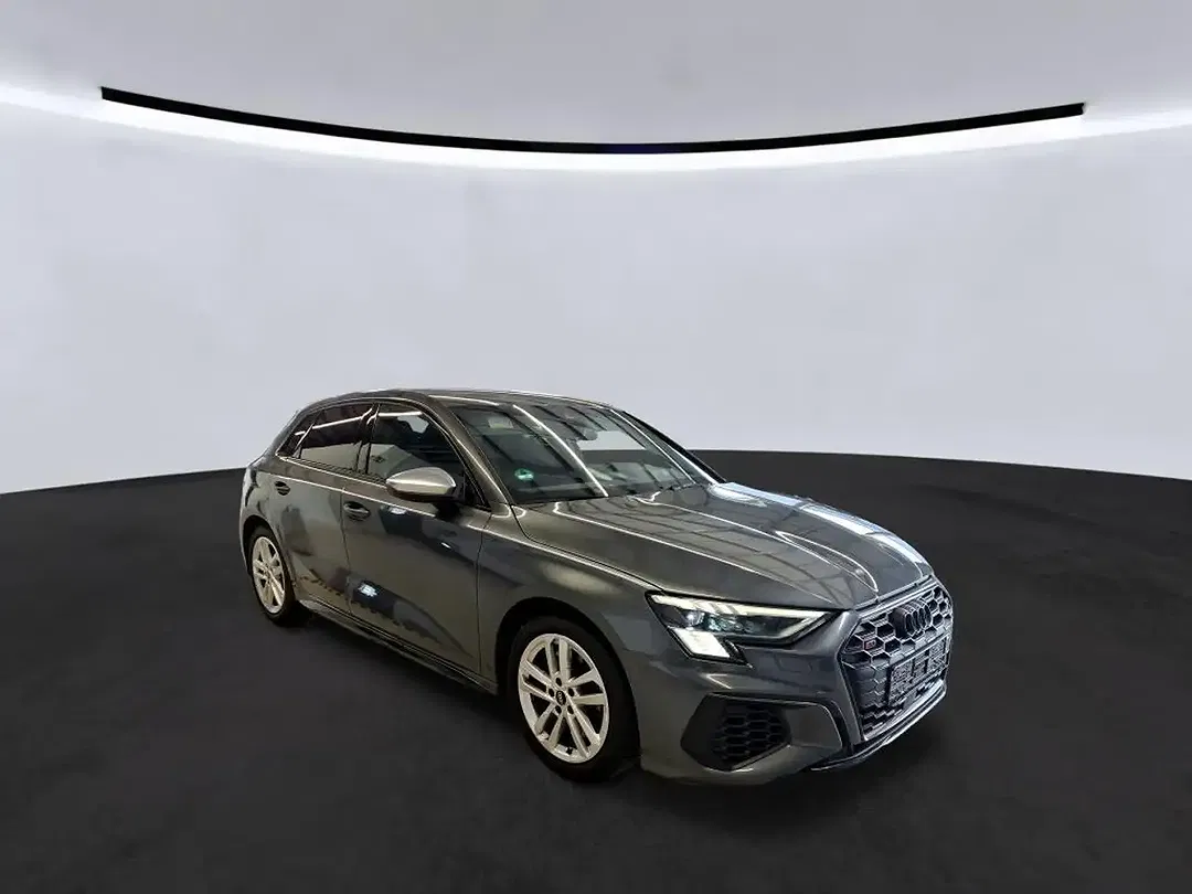 Audi S3 Matrix LED Sportback - Thumbnail 4