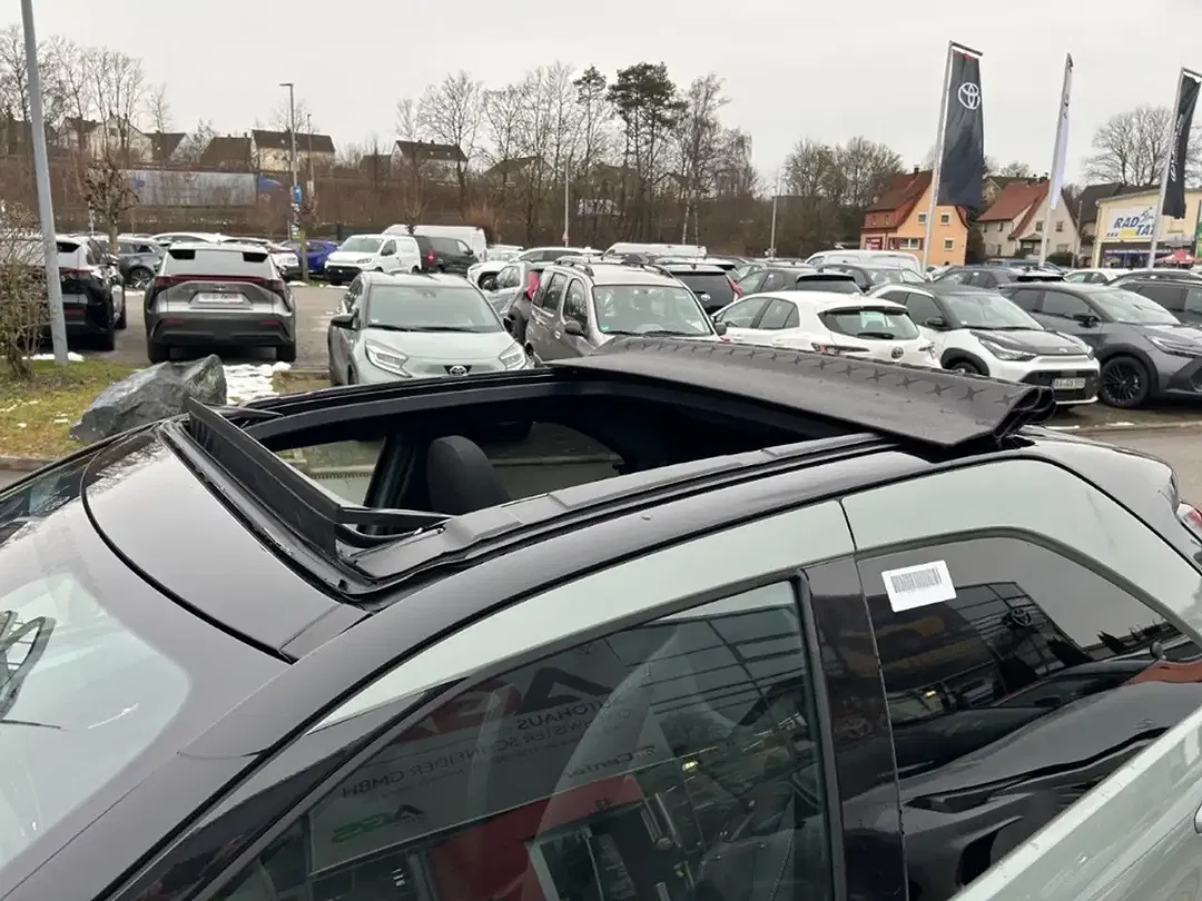 Toyota Aygo X 1.5 CVT Hybrid Lounge - Thumbnail 13