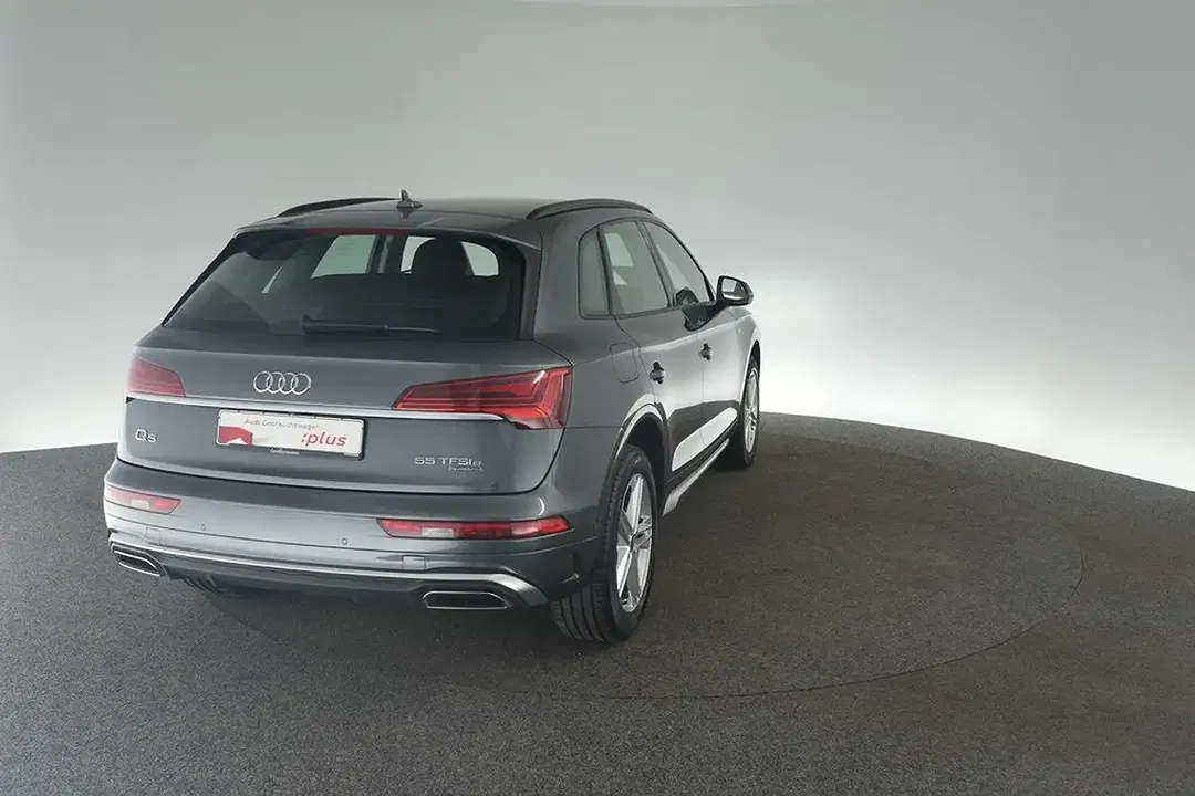 Audi Q5 55 TFSI e S tronic quattro S line - Thumbnail 2