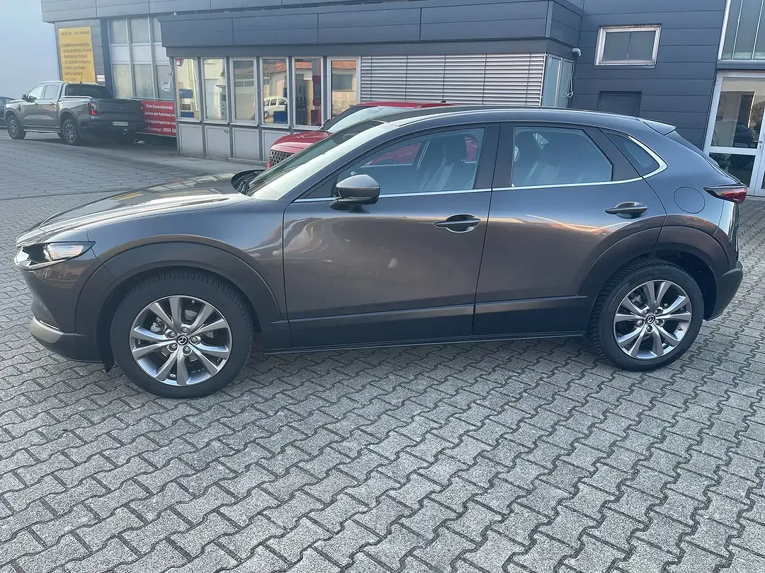 Mazda CX-30 SKYACTIV-G - Thumbnail 3