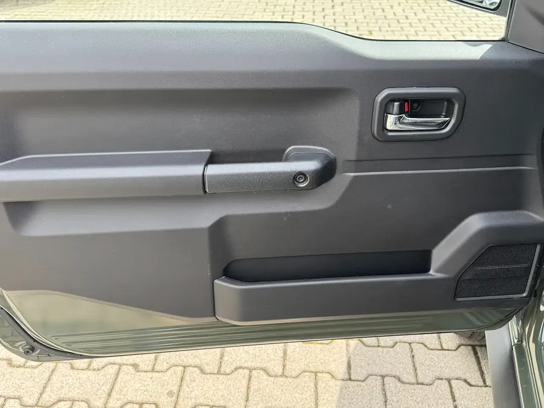 Suzuki Jimny AllGrip Comfort - Thumbnail 9