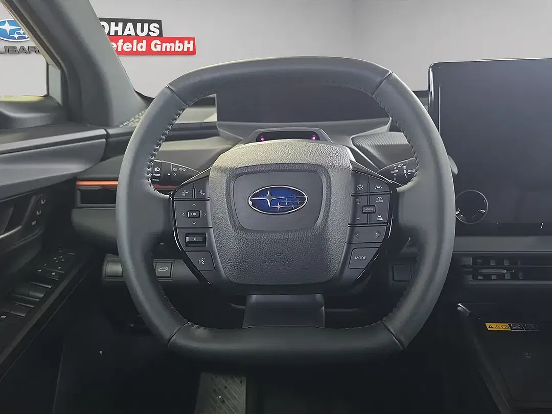 Subaru Uncharted AWD Platinum - Thumbnail 13