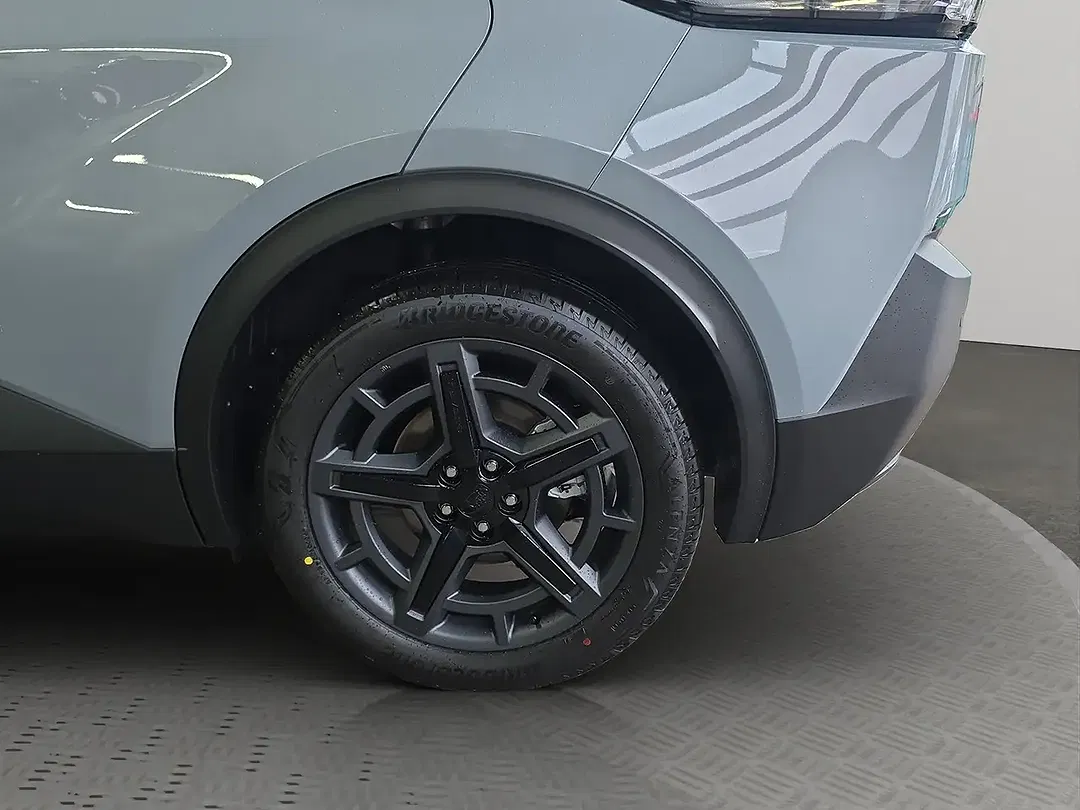 Subaru Uncharted AWD Platinum - Thumbnail 24