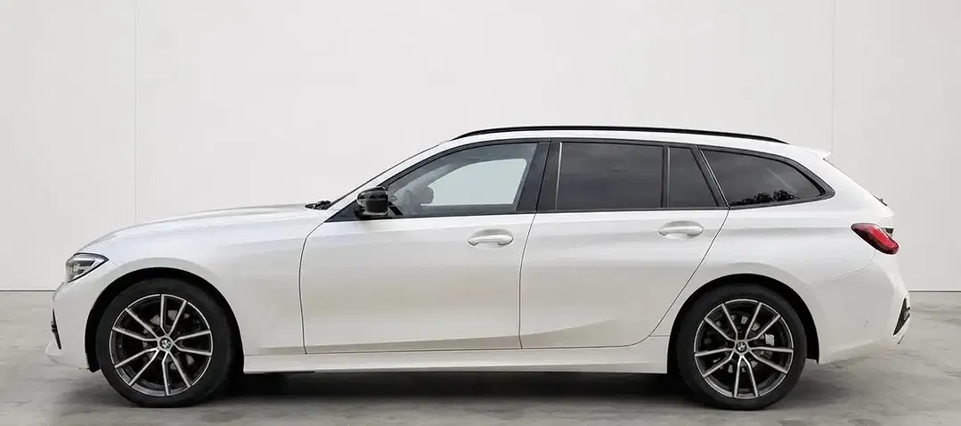 BMW 320 xDrive Sport Line - Thumbnail 2