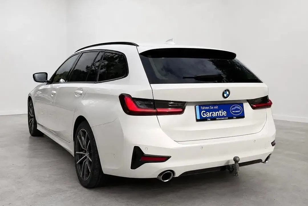 BMW 320 xDrive Sport Line - Thumbnail 3