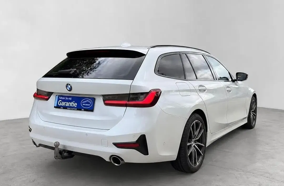 BMW 320 xDrive Sport Line - Thumbnail 5