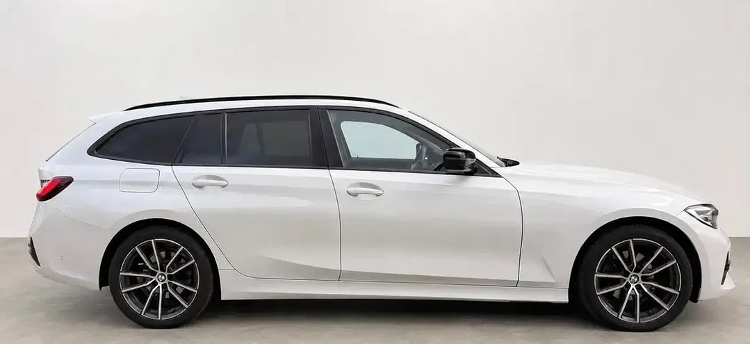 BMW 320 xDrive Sport Line - Thumbnail 6
