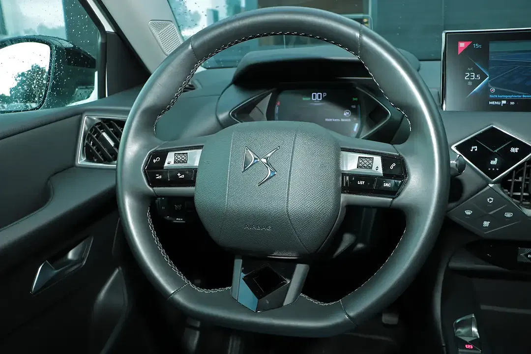 DS Automobiles DS 3 Crossback - Thumbnail 13
